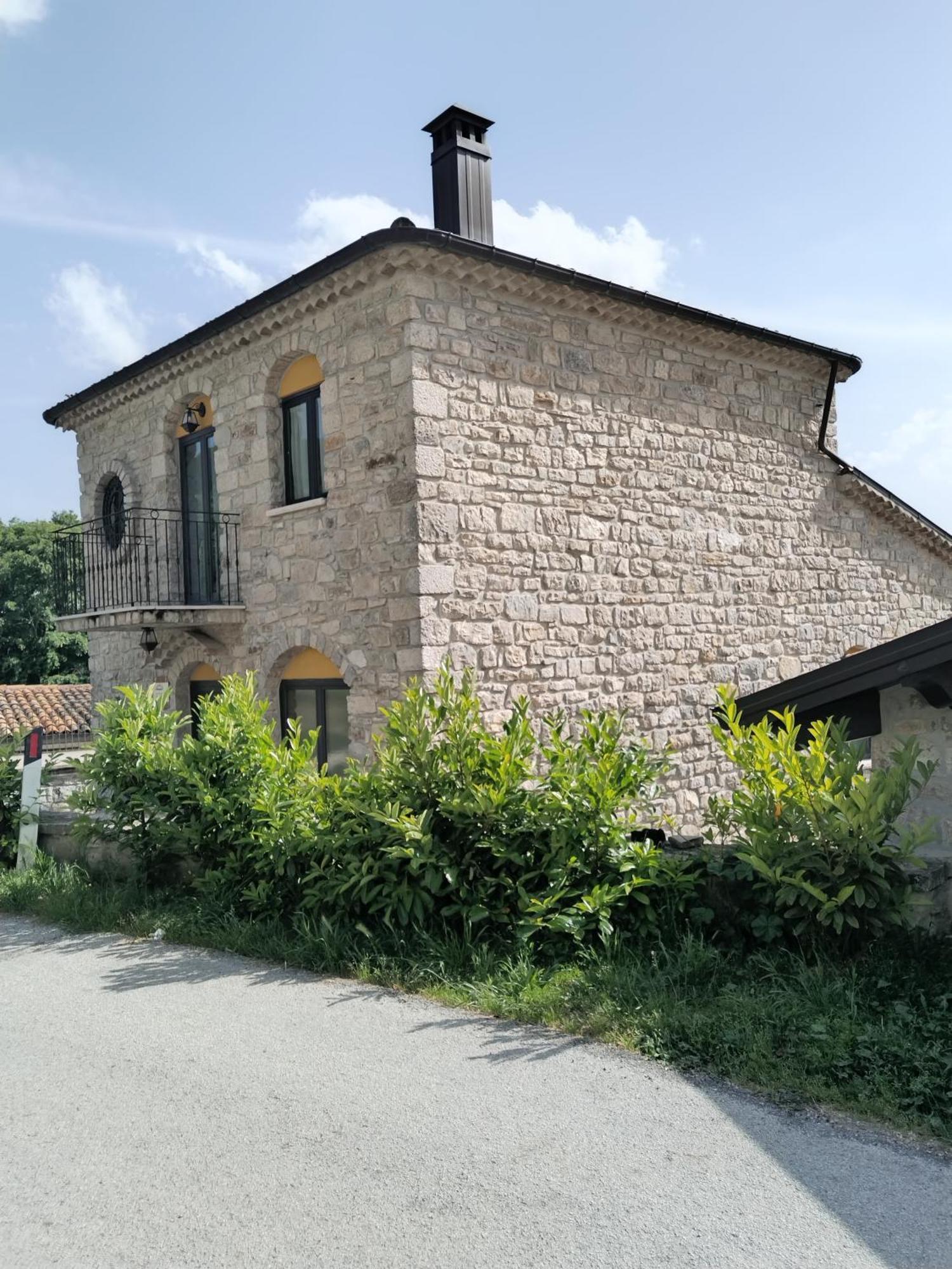 Dimora Rurale Valerio Bed and Breakfast Cercemaggiore Exteriör bild